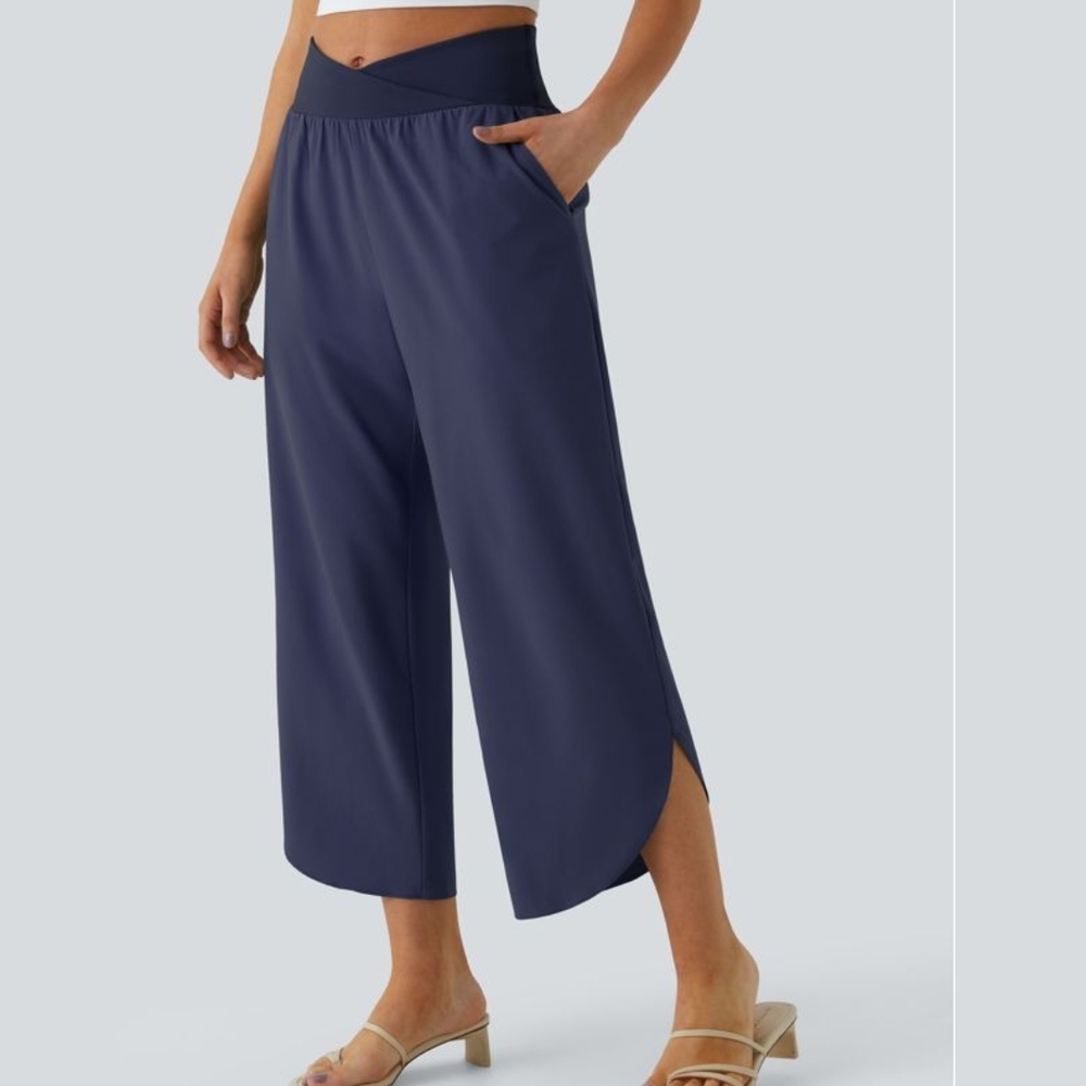 Halara Women's Navy Wide-Leg Pants